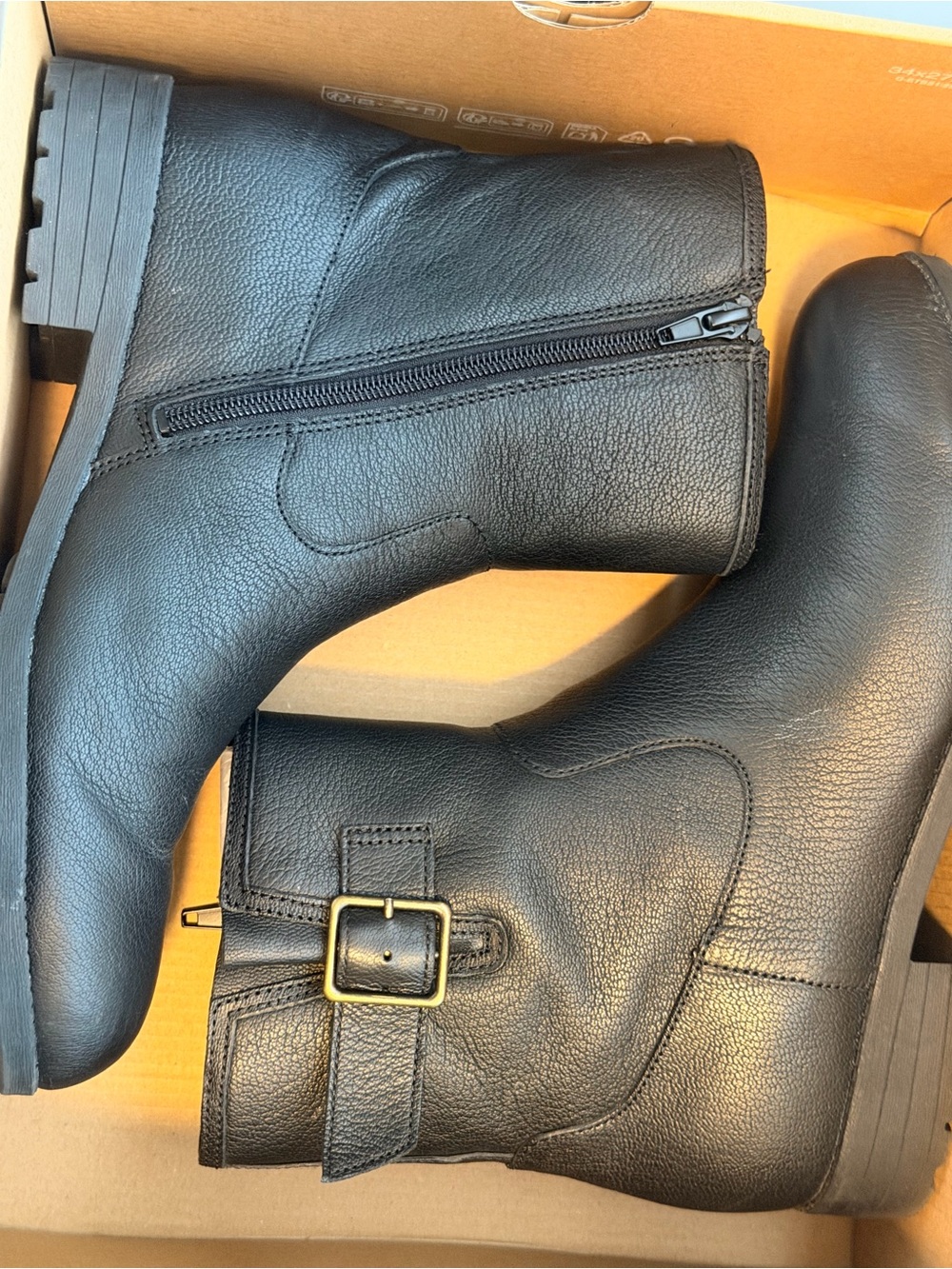 Vionic Women's Black Winter & Rain Boots - Size 8.5